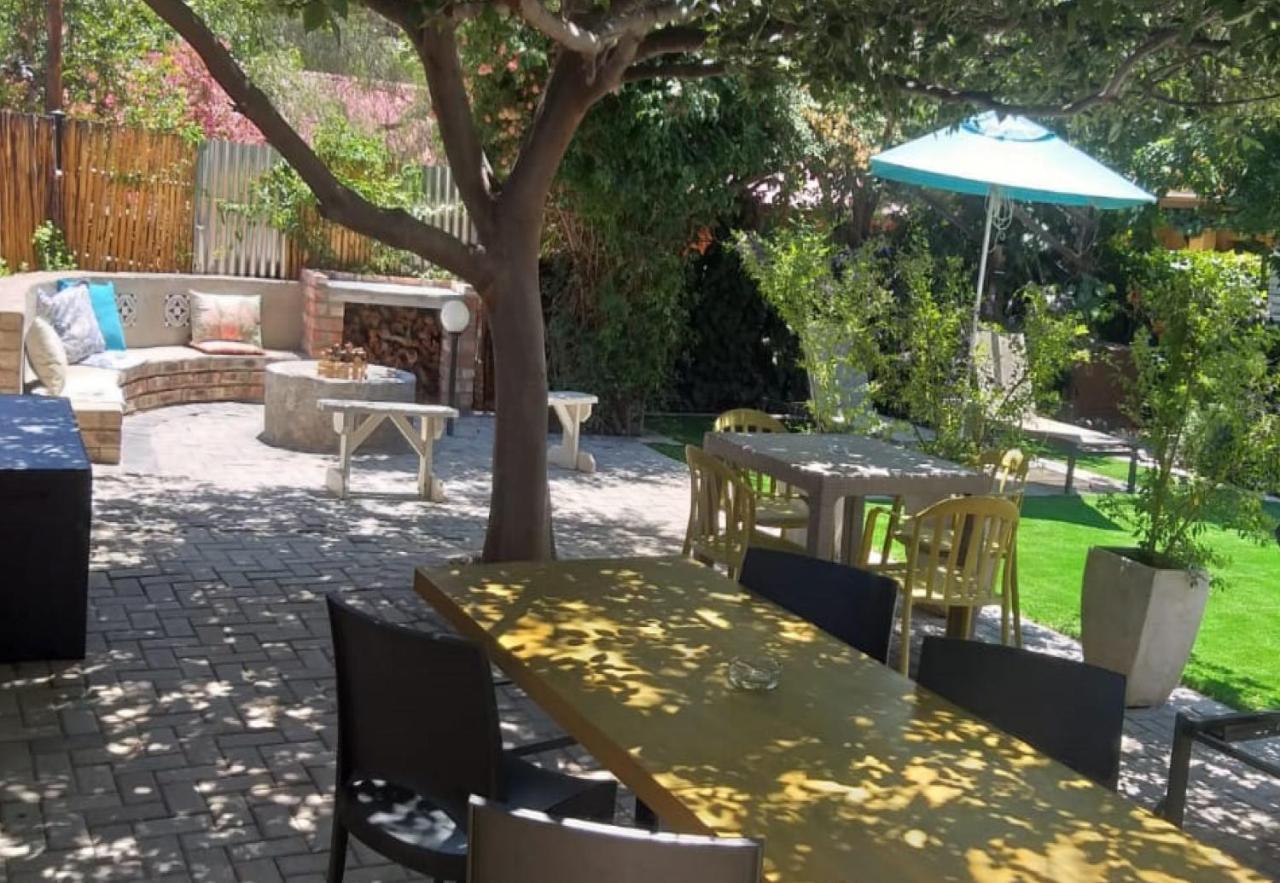 De Akker Guest House Oudtshoorn Ngoại thất bức ảnh